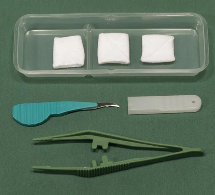 Šuvju noņemšanas komplekts, sterils, kods 490-024.