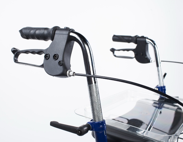 Ходунки прогулочные с 4 колёсиками