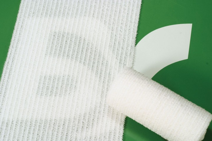 95e08e89-6b45-4770-bbc4-5d2c3498471c Elastīga saite, izmērs 10cmx4.5m